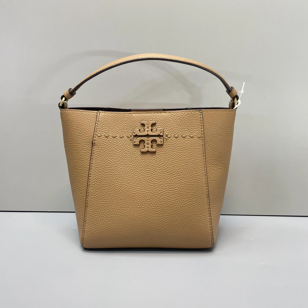 99新 TORY BURCH/汤丽柏琦 小林/棕色小水桶包18x19x12cmA092916