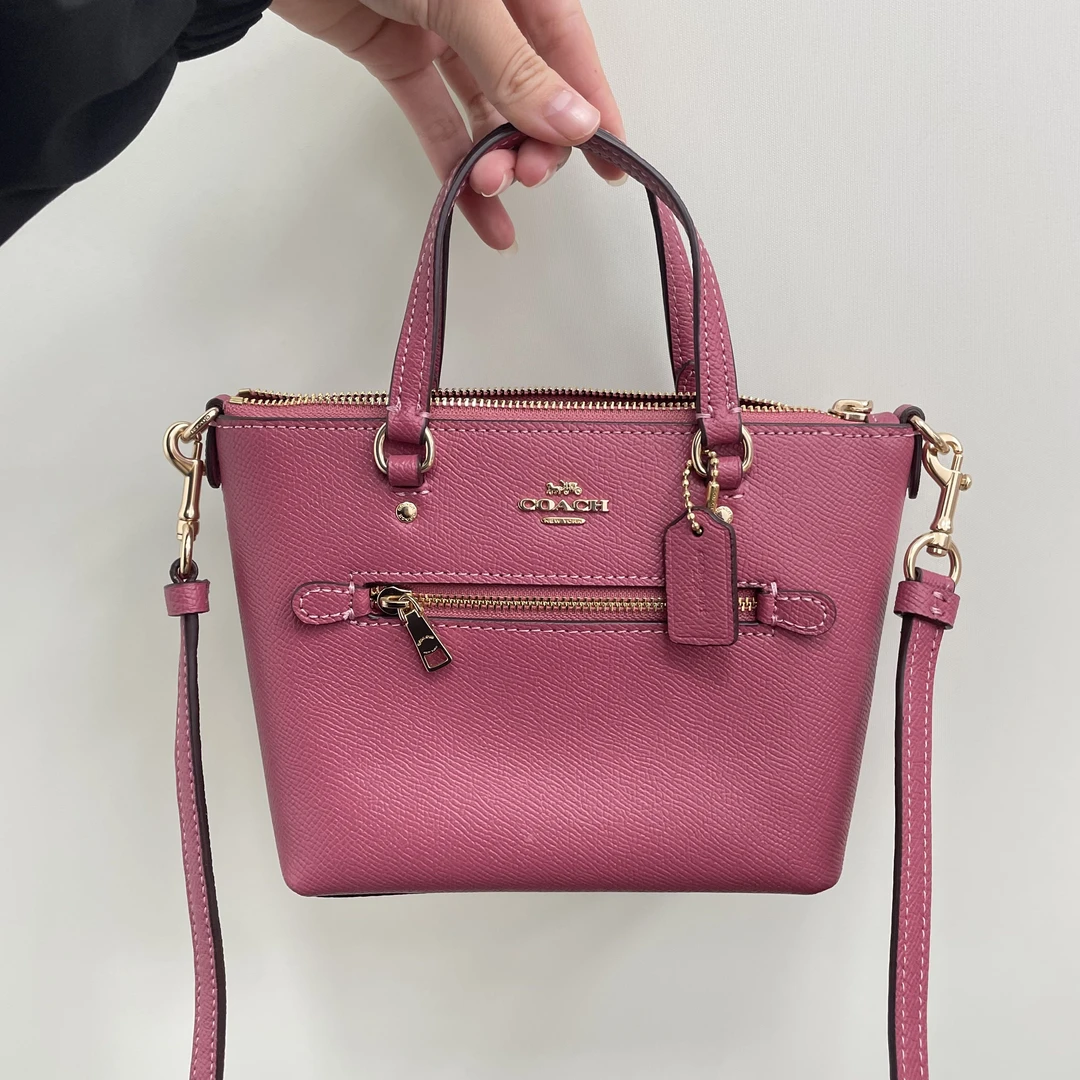 99新 COACH/蔻驰 玫红色饺子包18x14x8cmL110140