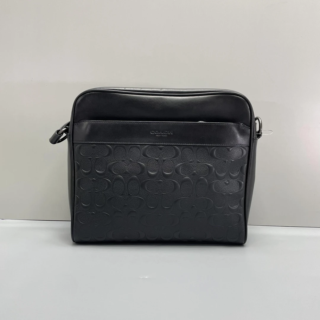 95新 COACH/蔻驰 小林/男士黑色浮雕斜挎包28*25*6cmA080602