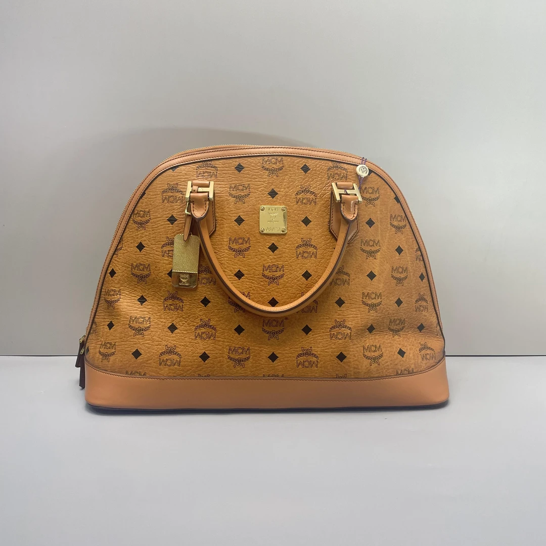 95新 MCM 媚姐/干邑色大号贝壳包42x30x17cmF112801