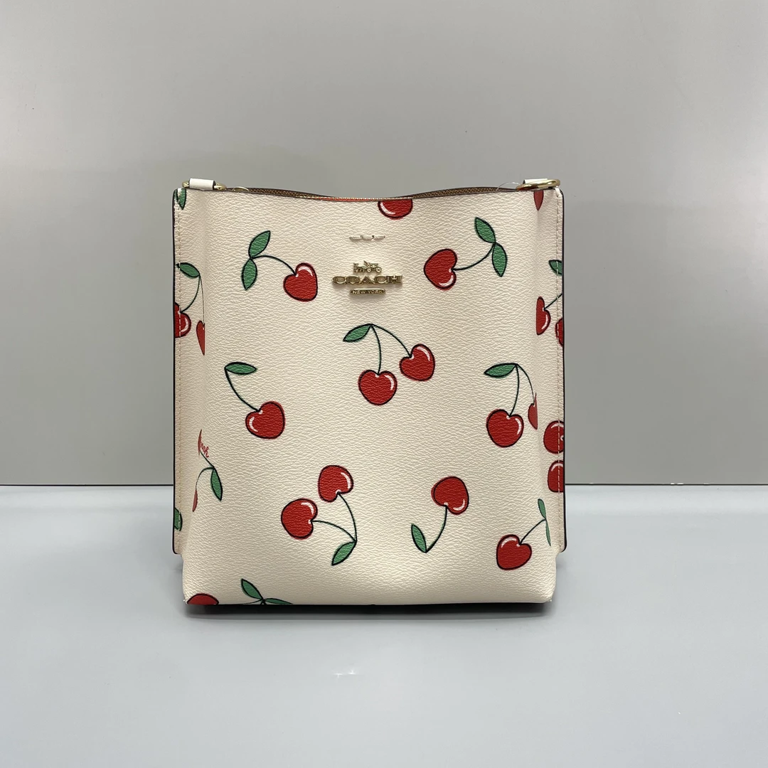 95新 COACH/蔻驰 mollie白色樱桃小号水桶包20X22X10cmL072504