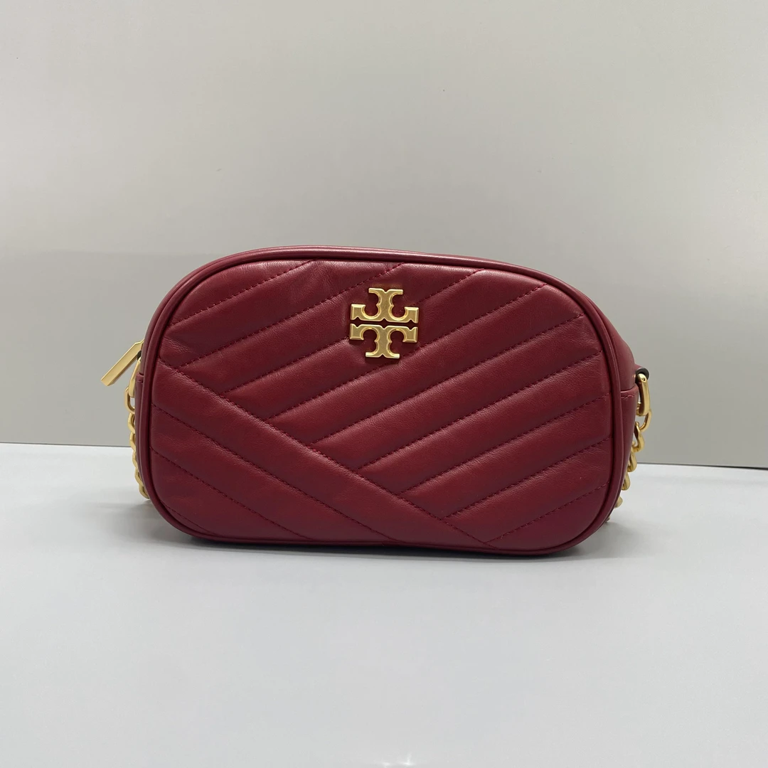 95新 Tory Burch/汤丽柏琦 小林/kira红色相机包23*14*9cmA071001