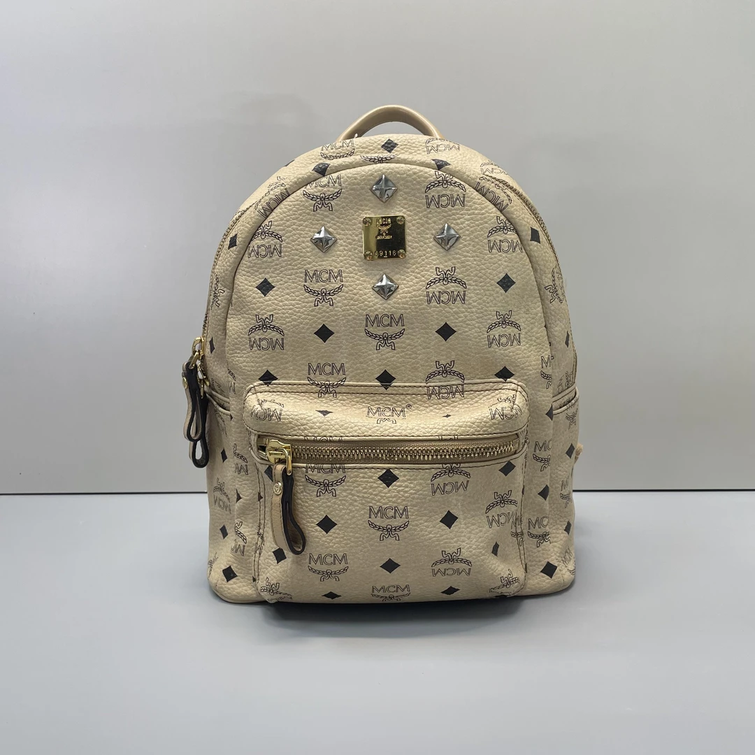 90新 MCM 媚姐/mcm奶茶色中号双肩包26*32*12cmF112751