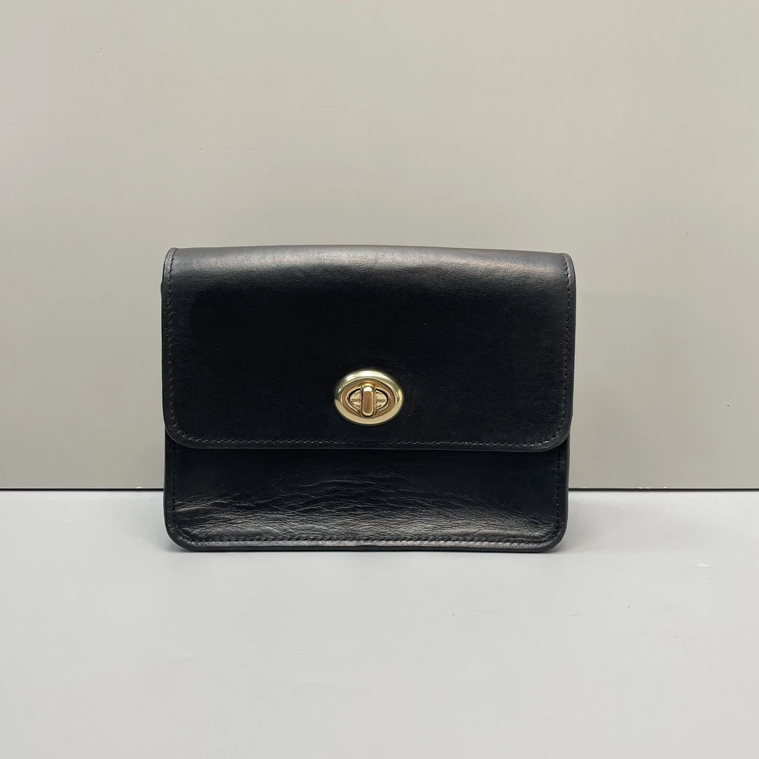 90新 COACH/蔻驰 小林/黑色小号链条包17*13*7cmA102312