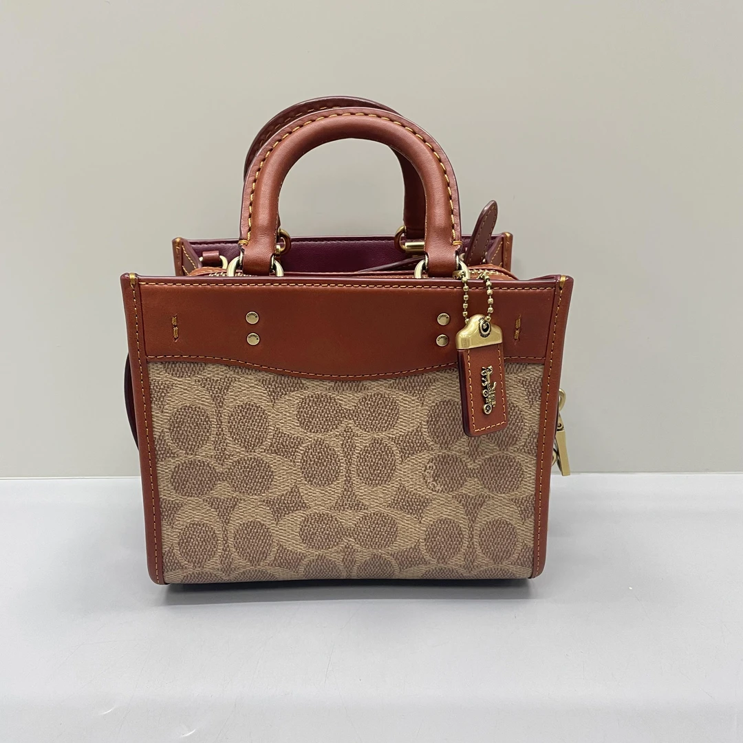 99新 COACH/蔻驰 rouge红棕老花小号肉鸽17X14X9cmL010901
