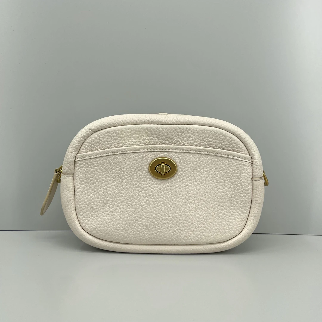 90新 COACH/蔻驰 小林/camera白色相机包23*15*7cmA090103
