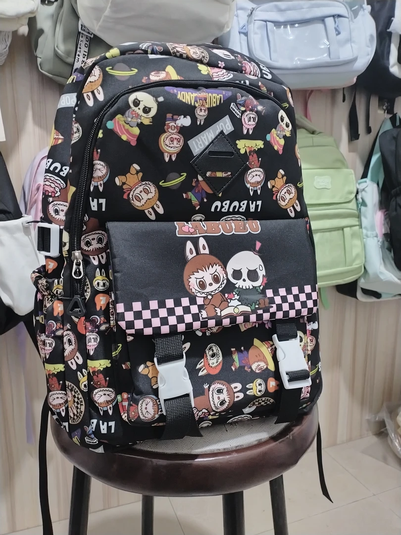 新款潮流花料双肩背包大容量