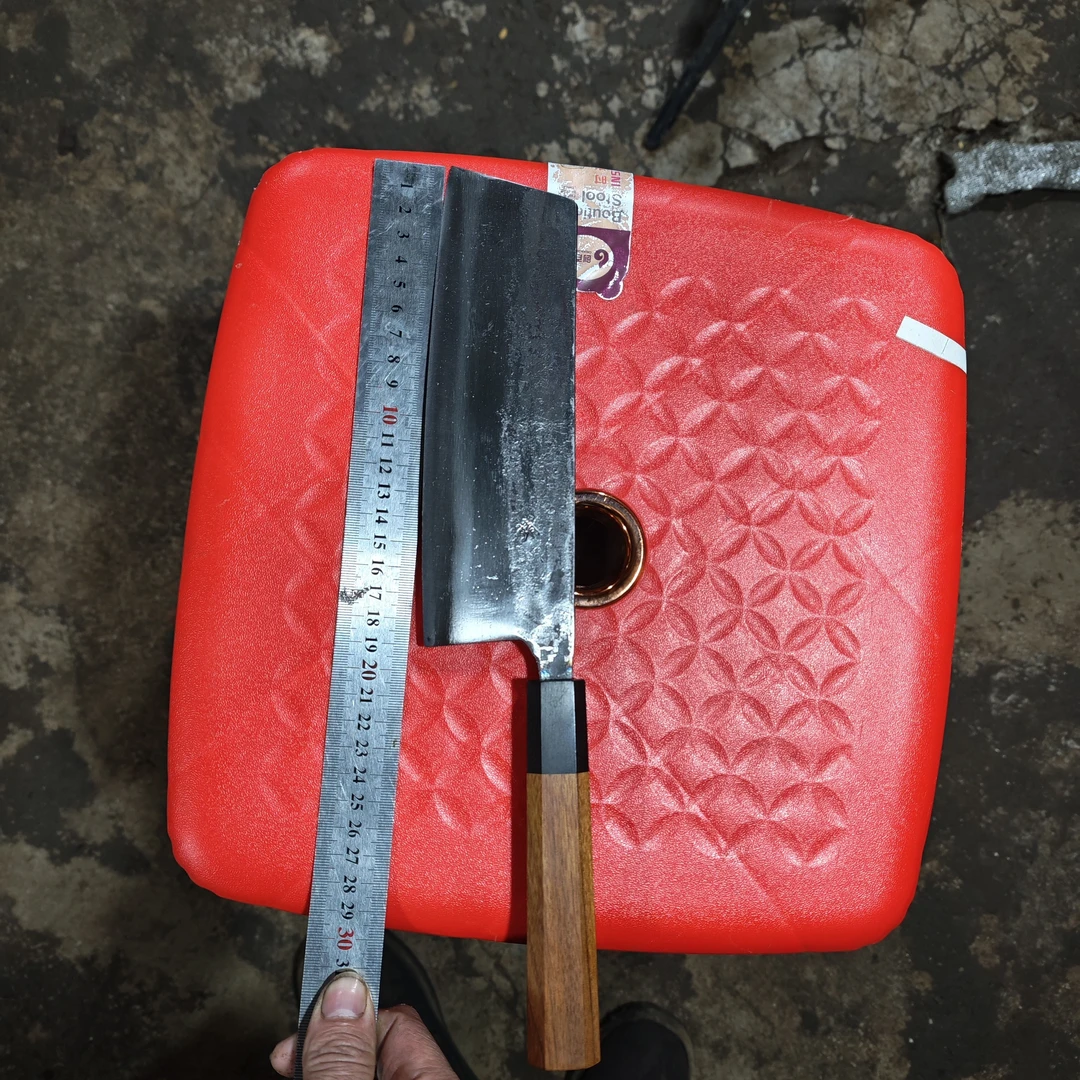 手工锻打6两左右进口轴承钢日式小菜切