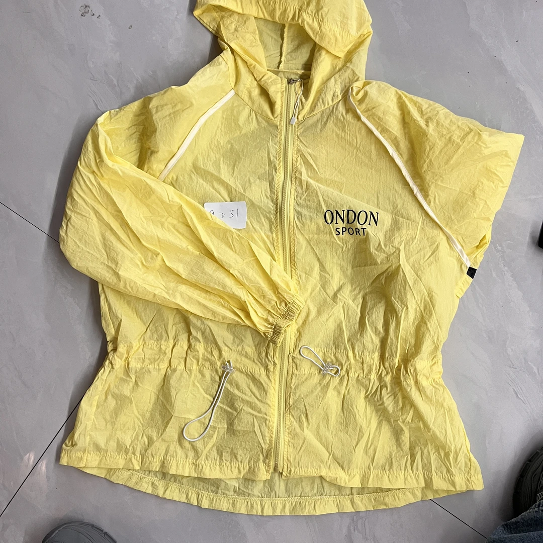 9251款黄色防晒衣微瑕疵