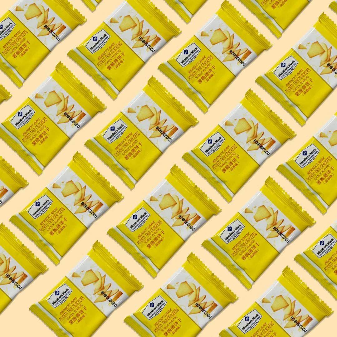 山姆超市薯脆薄饼干蒜香味小方饼成人儿童休闲零食早餐点心下午茶