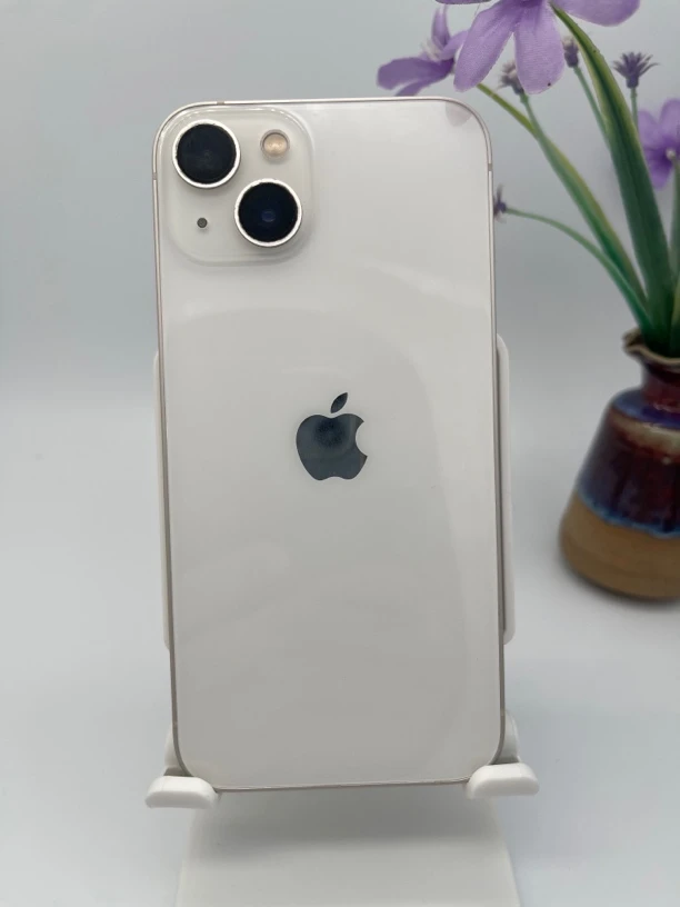 9新 Apple/苹果 13 128 白色 版本16.1