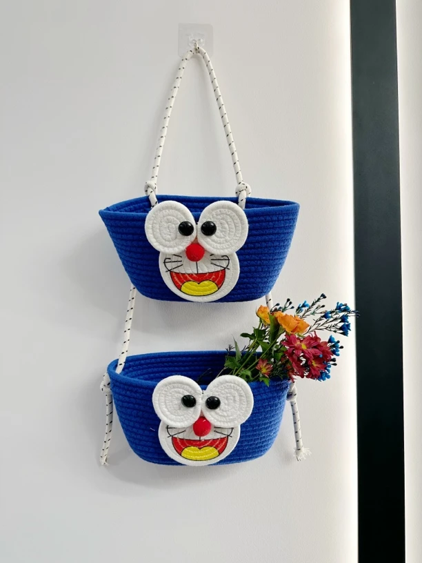 送挂钩叮当猫二层棉绳壁挂收纳篮化妆品手提壁挂式储物篮（大号）