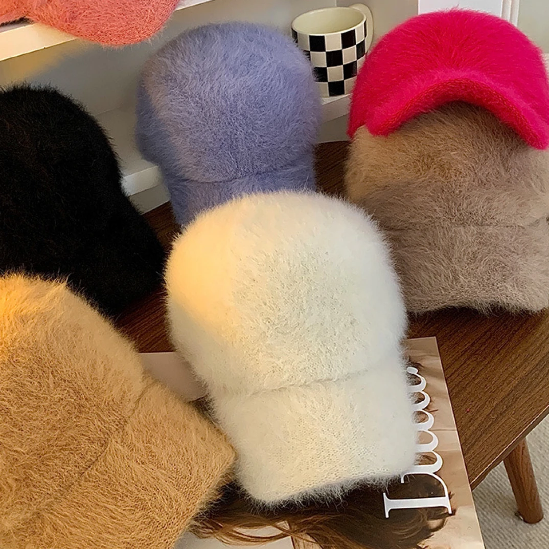 时尚棒球帽女新款秋冬防寒保暖帽毛绒鸭舌帽潮