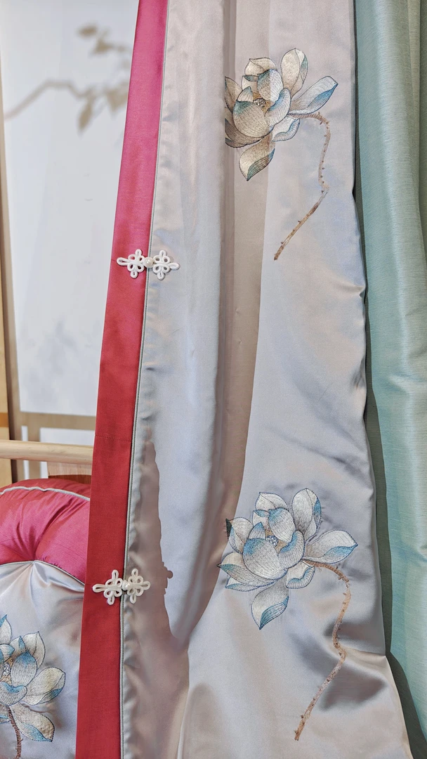 【莲花系列】几米设计新中式仿真丝莲花刺绣窗帘圆枕