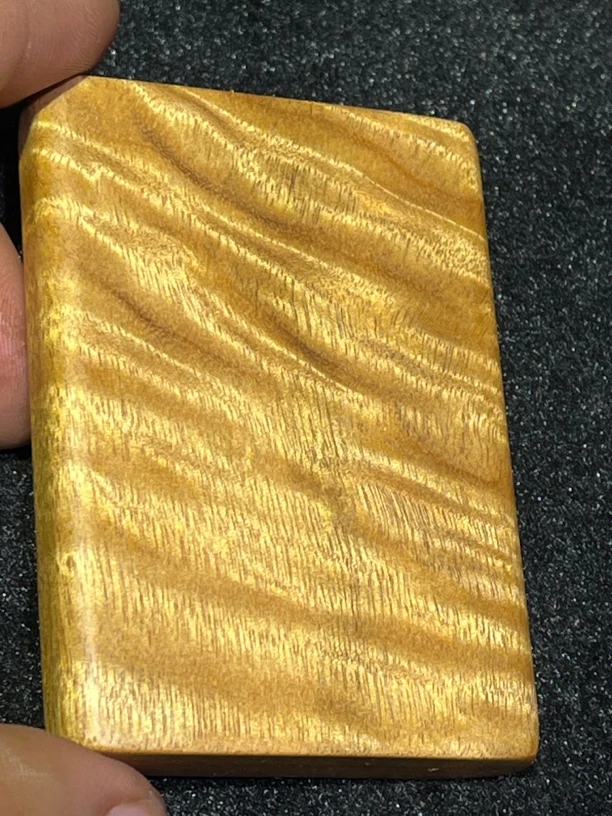 小叶金丝楠木无事牌香味满满花纹满精工细作打磨到6000