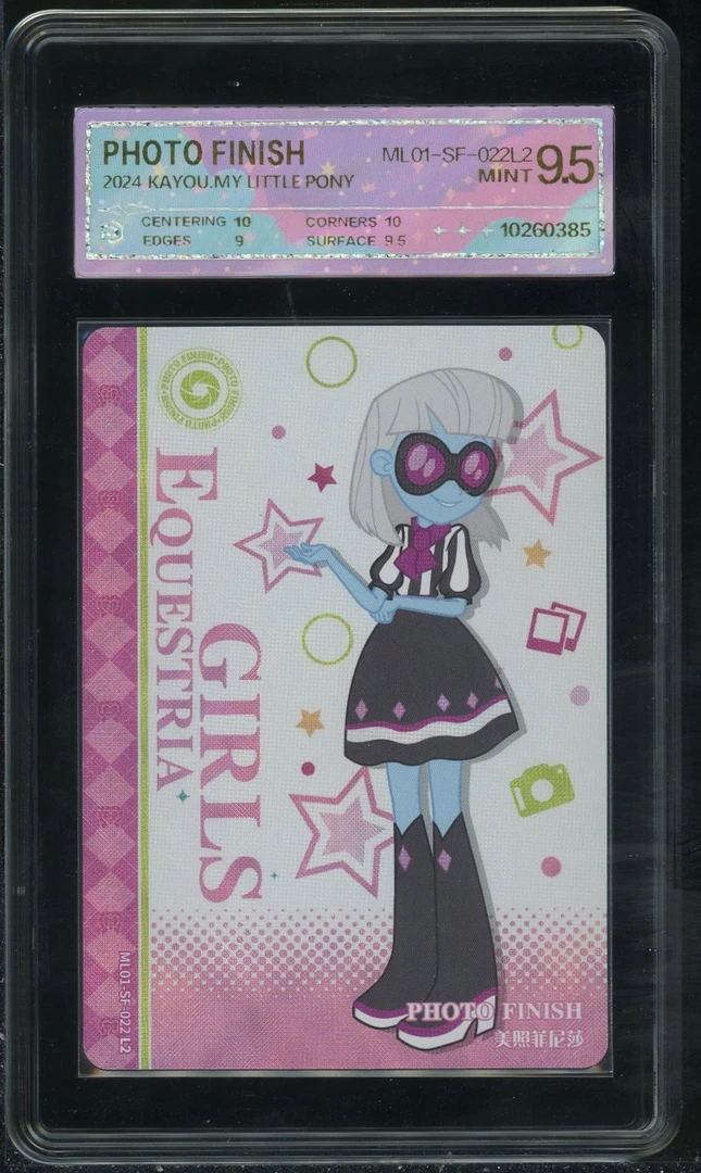 人物卡美照菲尼莎（ML01-SF-022）评级卡牌一张