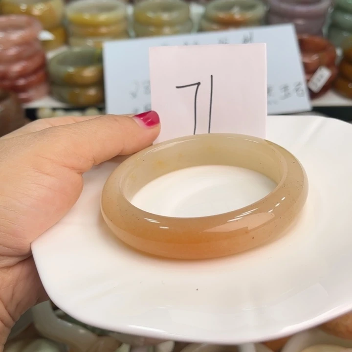 石英质玉圈口62.3未镶嵌