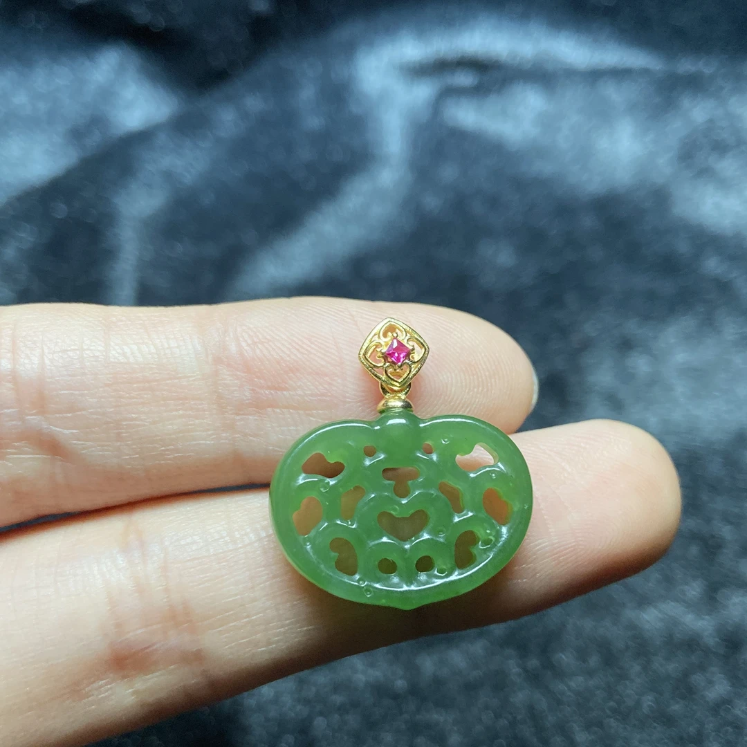 【星浩珠宝】S925银镶和田玉吊坠22-2T05H157【15*20】配链