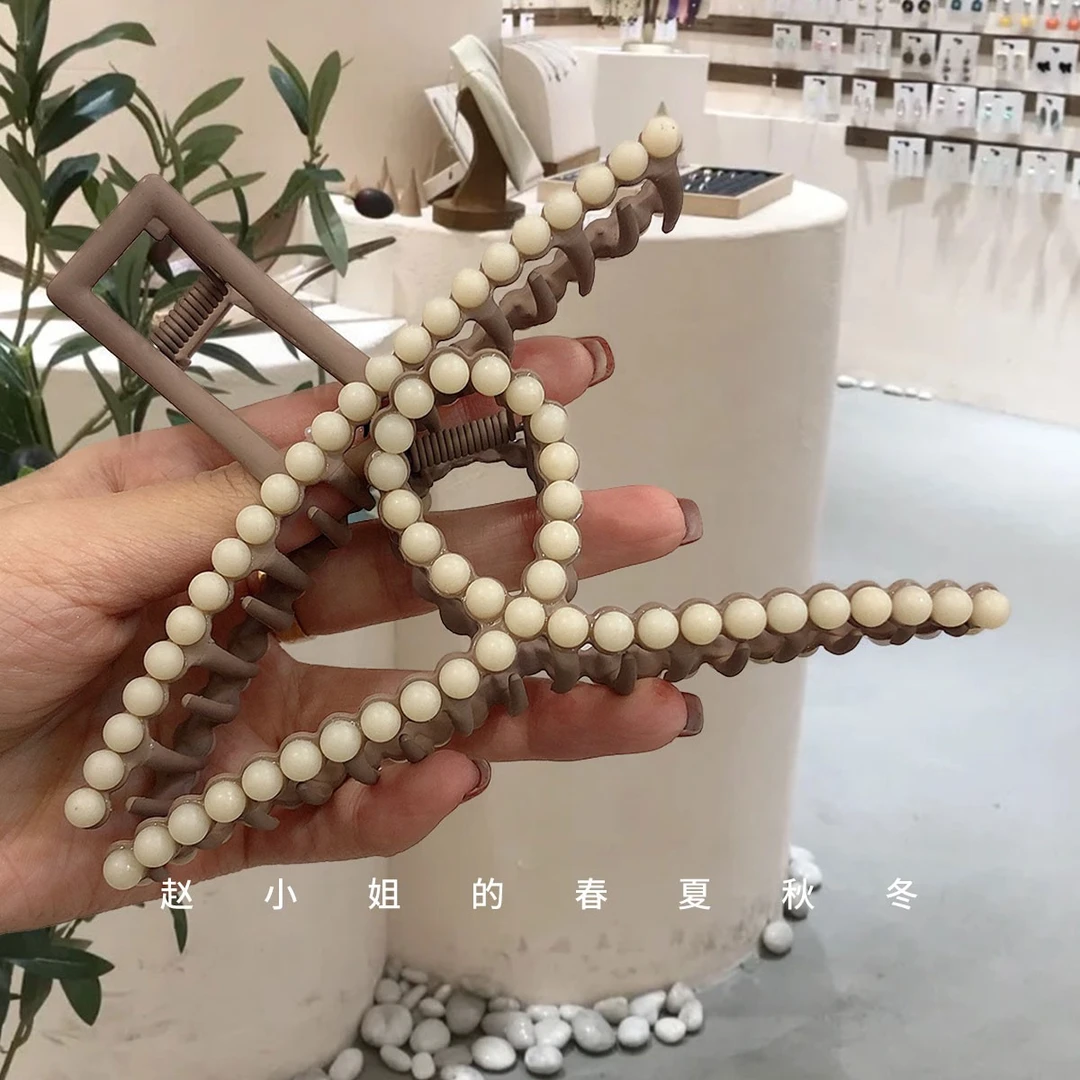 韩国饰品网红头饰秋冬新款发饰鲨鱼夹盘发后脑勺ins风奶茶色抓夹