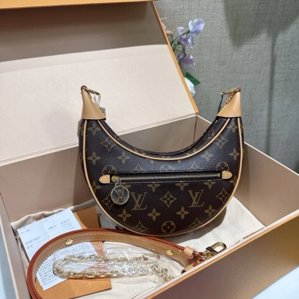 99新 LouisVuitton/路易威登 货号239015 老花loop月牙豌豆包23年