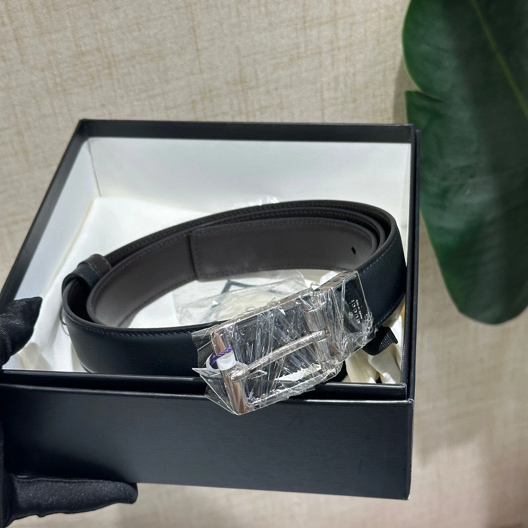 99新 GUCCI/古驰 货号2417976 黑色银扣皮带 105cm