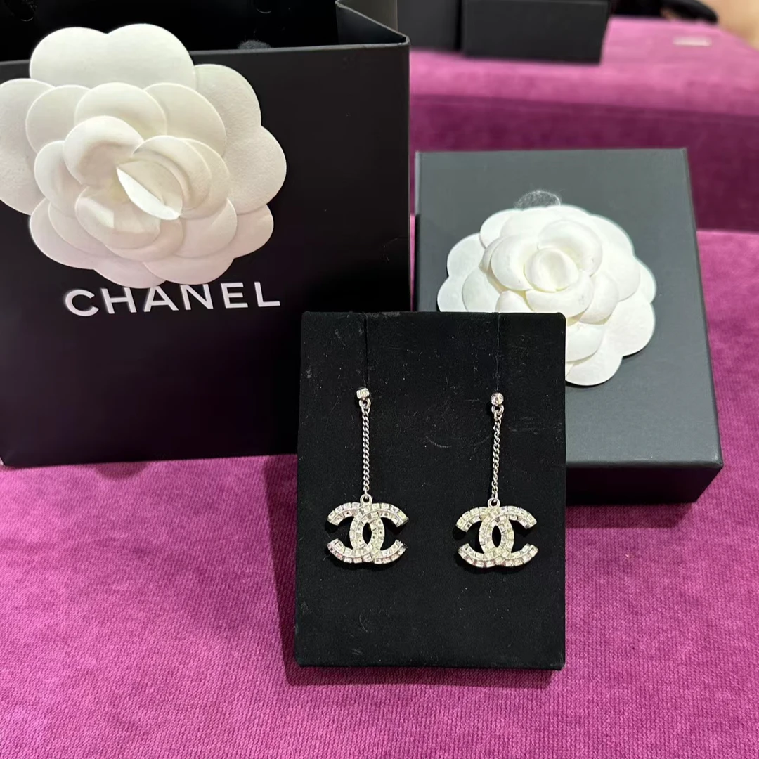 99新 Chanel/香奈儿 双C水钻耳环