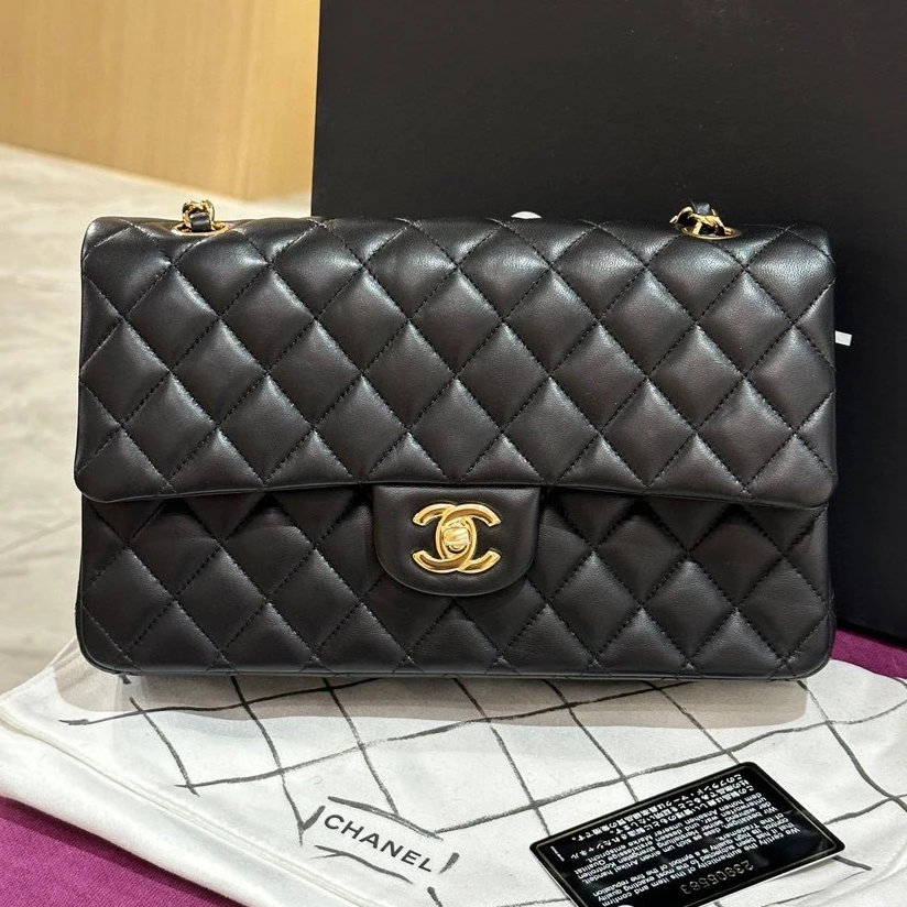 99新 Chanel/香奈儿 2310473 黑金羊皮CF中号斜挎包 23