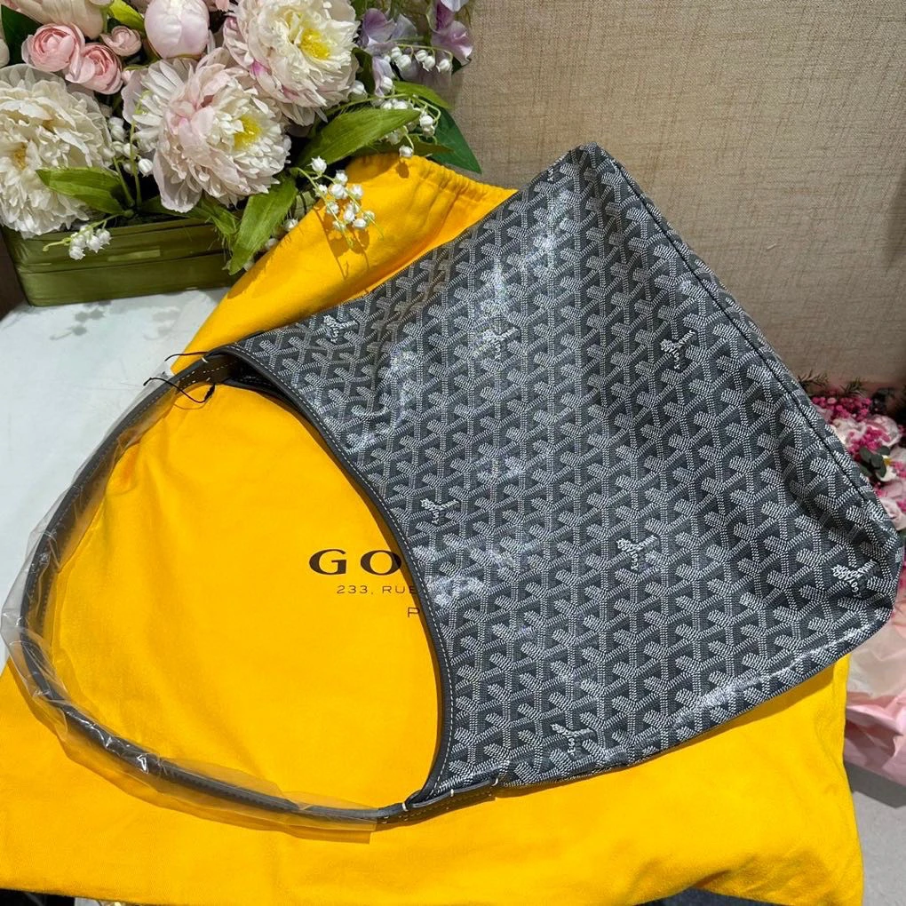 99新 Gaoy/戈雅 货号2417379 灰色hobo单肩包 24年