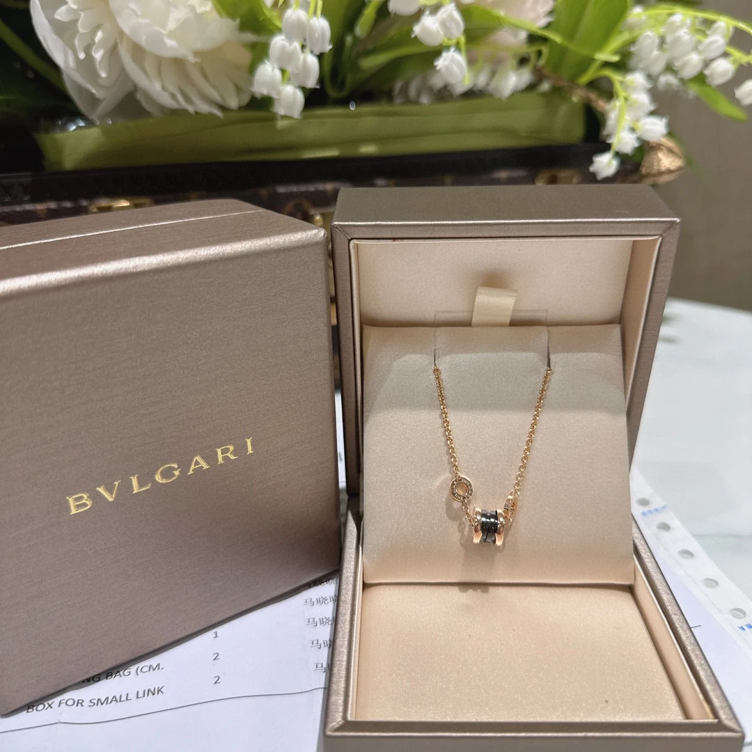99新 BVLGARI/宝格丽 玫瑰金黑陶瓷小蛮腰手链/货号235753