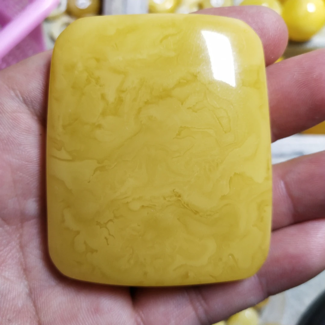 俄料浓腊满蜜鸡油黄牌子