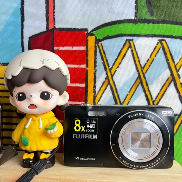 9新 Fujifilm/富士 富士jz100 1400w像素8倍网红款成色如图有配件