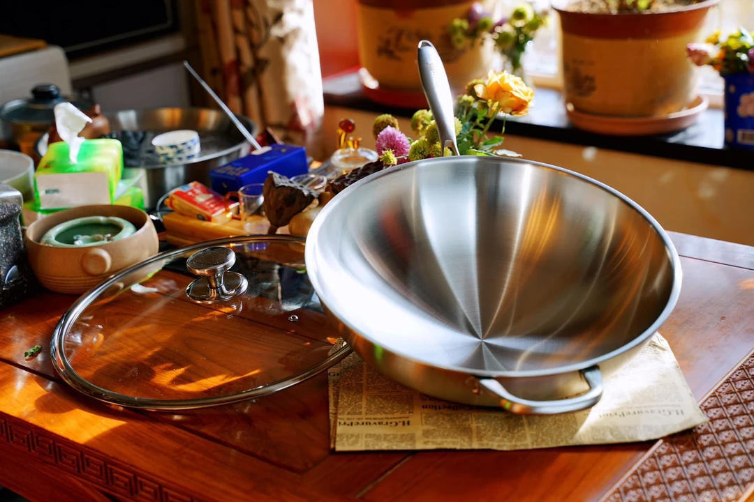 不锈钢圆底加深炒锅316不锈钢凹面电磁炉无涂层炒锅30/32/34/36