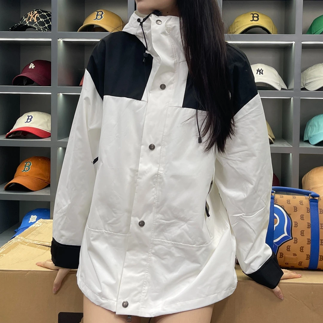 1990系列撞色情侣款户外运动防水冲锋衣男女款