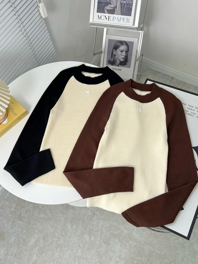 海鸥撞色插肩袖打底毛衣