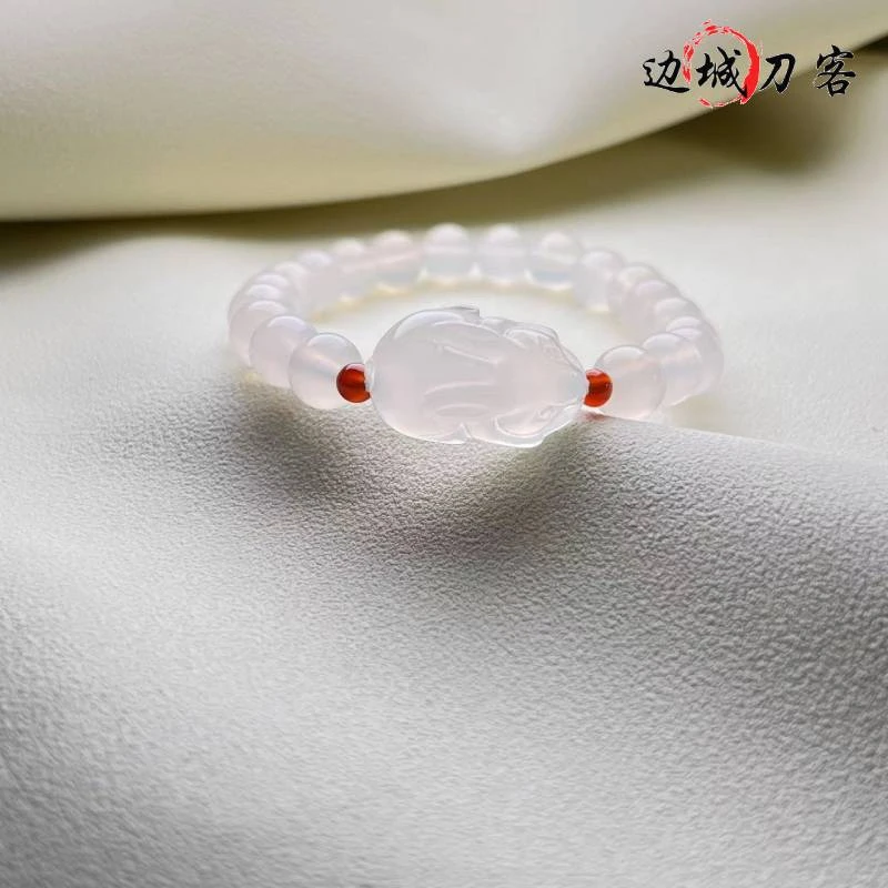 【刘思懿】百搭时尚天然玛瑙玉髓冰透兔子手串&381453