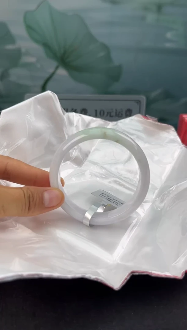 【闪购商品】翡翠手镯未镶嵌翡翠手镯（微瑕）3