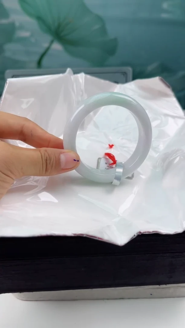 【闪购商品】翡翠手镯未镶嵌翡翠手镯9