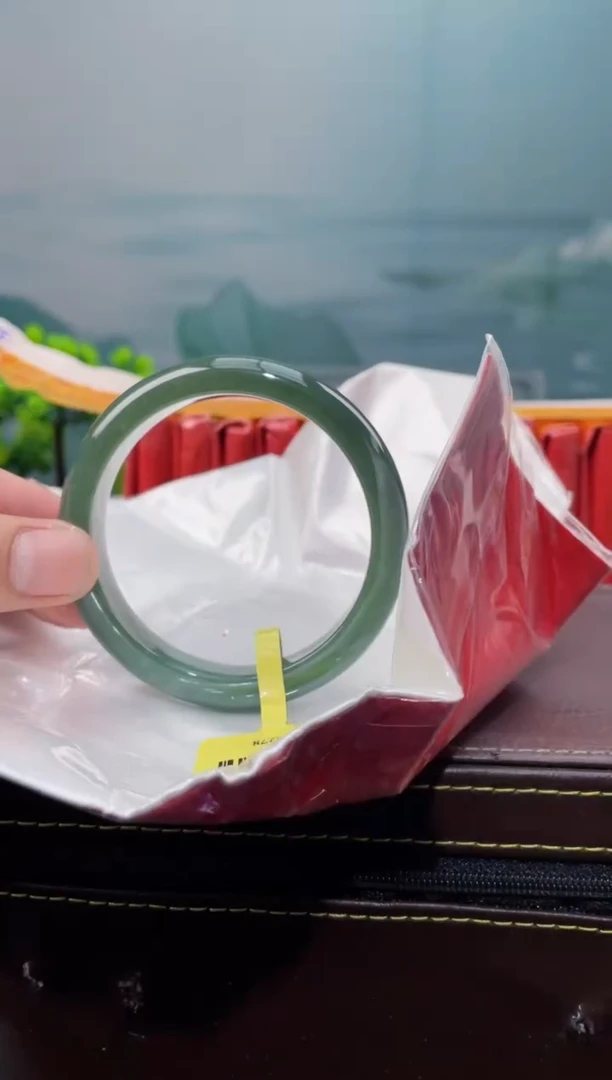 【闪购商品】翡翠手镯未镶嵌7翡翠手镯