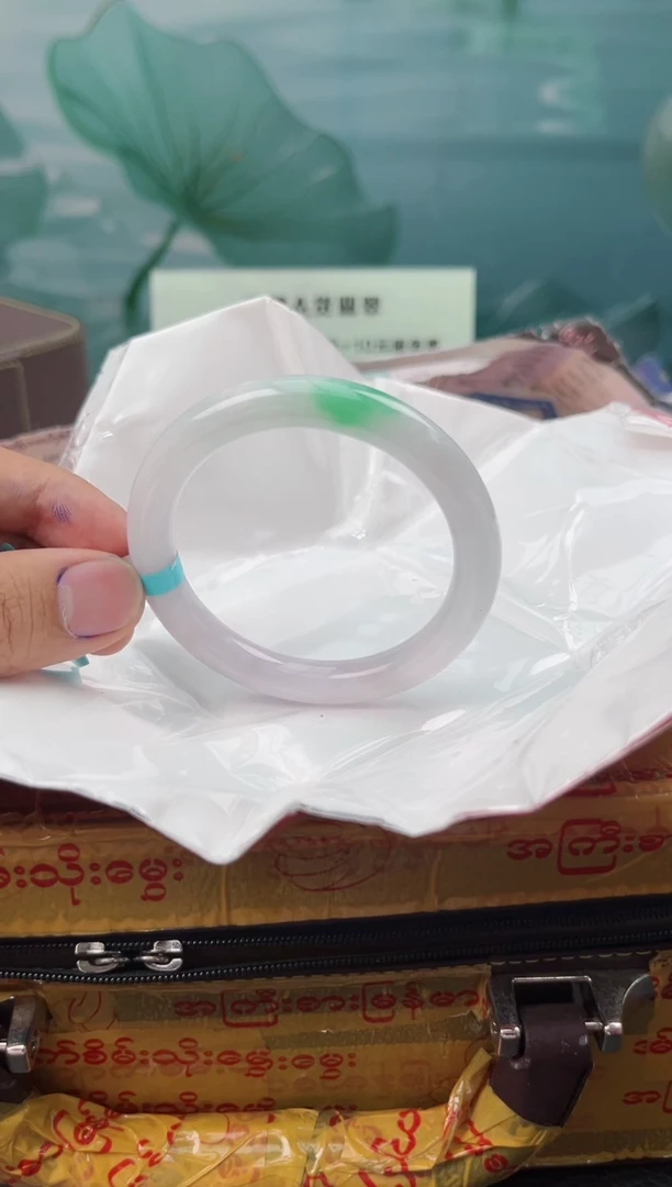【闪购商品】翡翠手镯未镶嵌翡翠手镯1