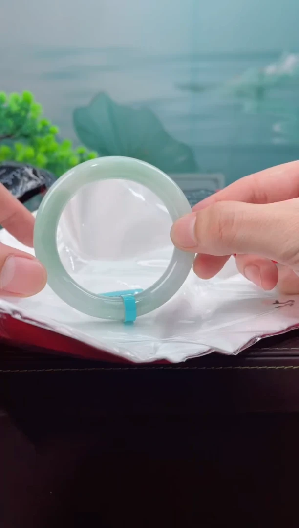 【闪购商品】翡翠手镯（圆镯）未镶嵌7翡翠手镯