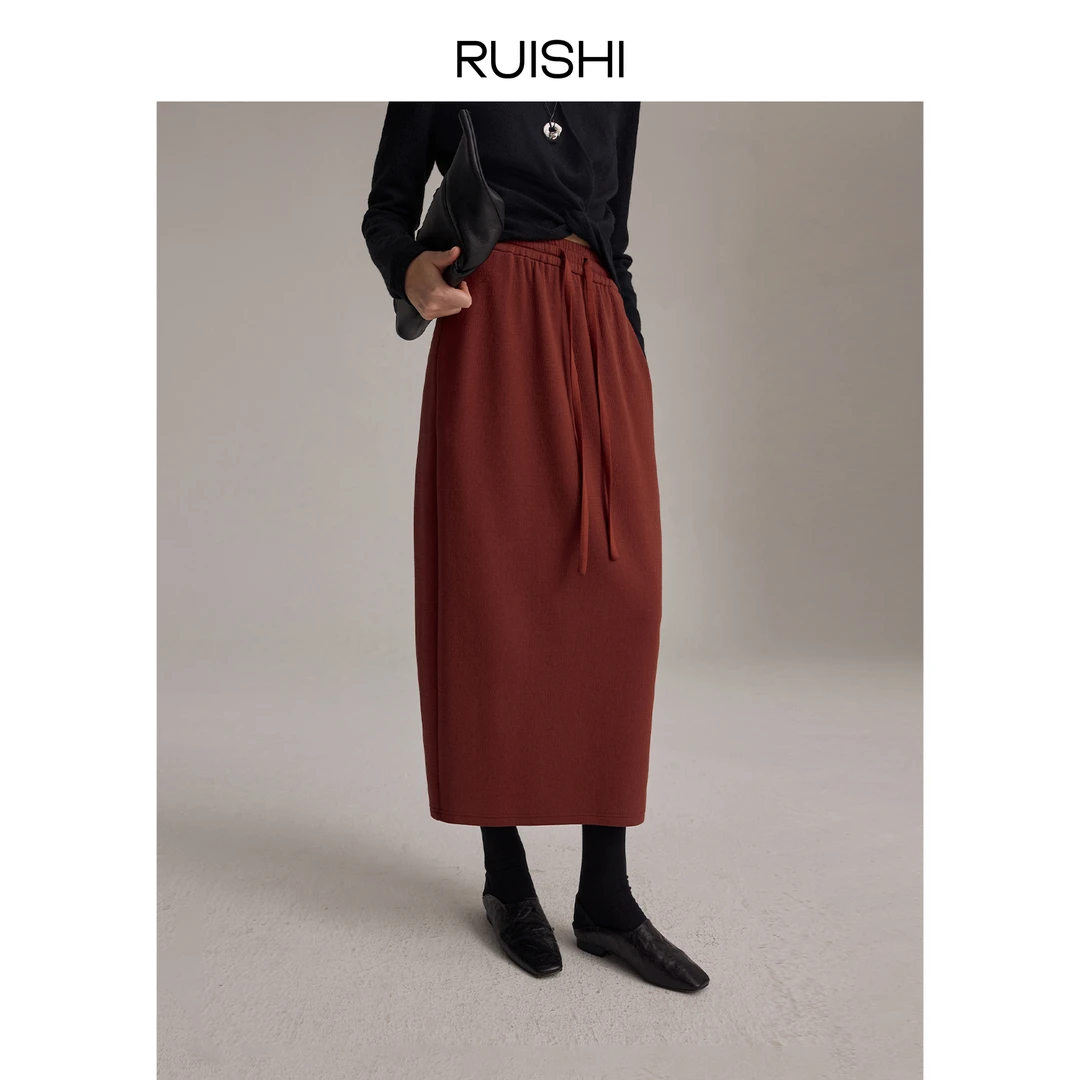 RUISHI芮时安哥拉红水波纹肌理感利落弧形针织半裙女冬R24C130808