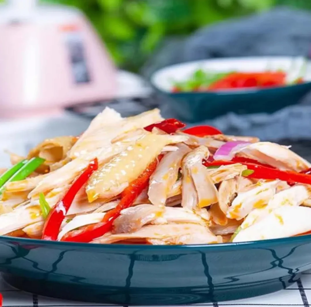 新疆八大怪椒麻鸡正宗手撕整只家庭版1300g土鸡肉真空即食麻辣鸡