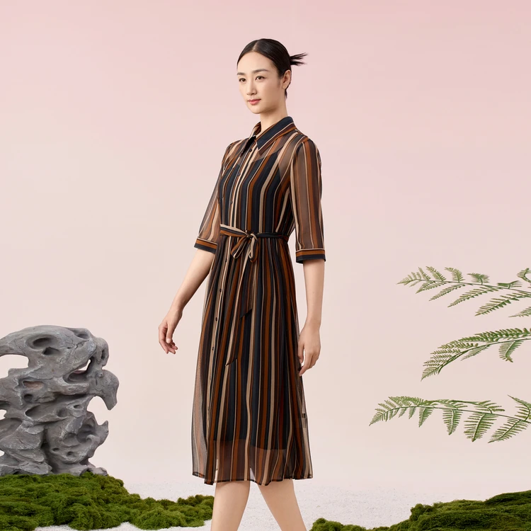 【专柜同款】韦小宝224年夏季新款桑蚕丝连衣裙-2421147297