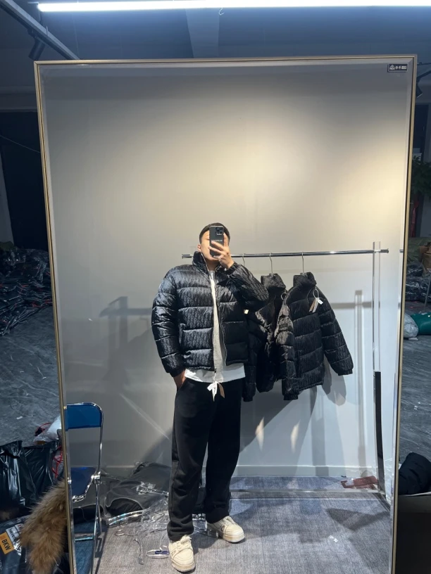 冬季满印羽绒棉服