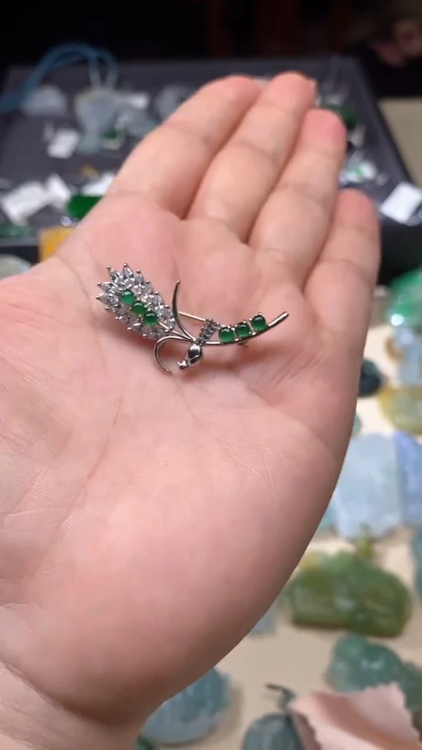 【闪购商品】翡翠颈饰银S925镶嵌胸针