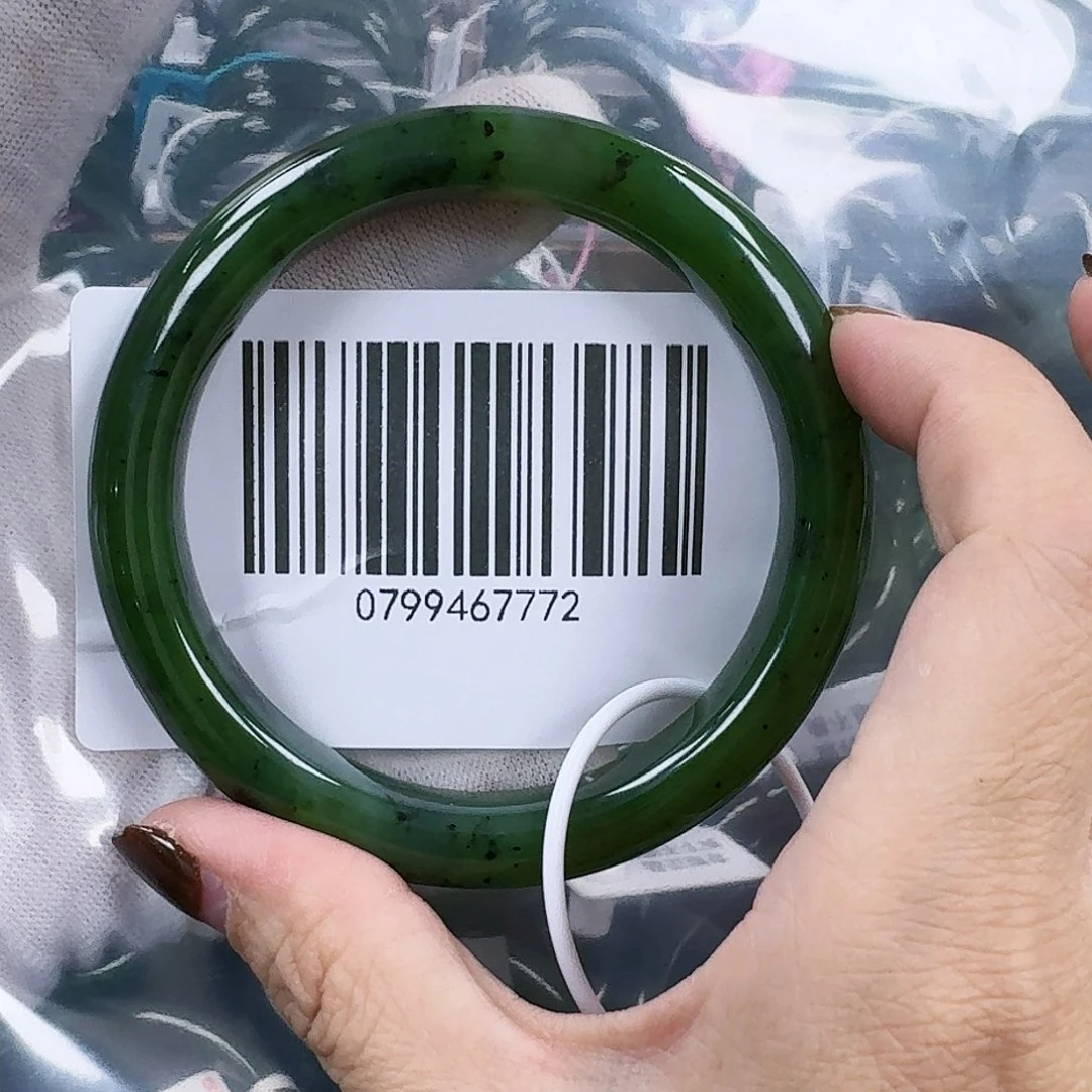 和田玉（碧玉）手镯未镶嵌63