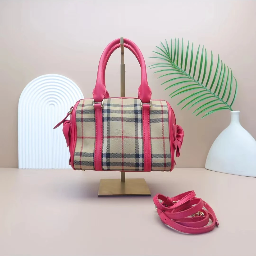 95新 BURBERRY/博柏利 莉哥精选/单肩包/无工价/斜跨0669