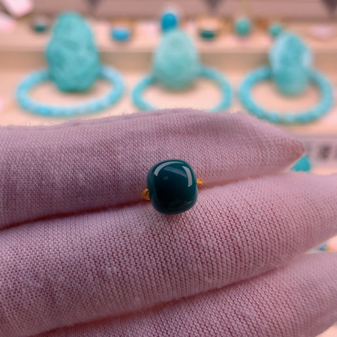 绿松石珠宝奇石未镶嵌8.8×7.8