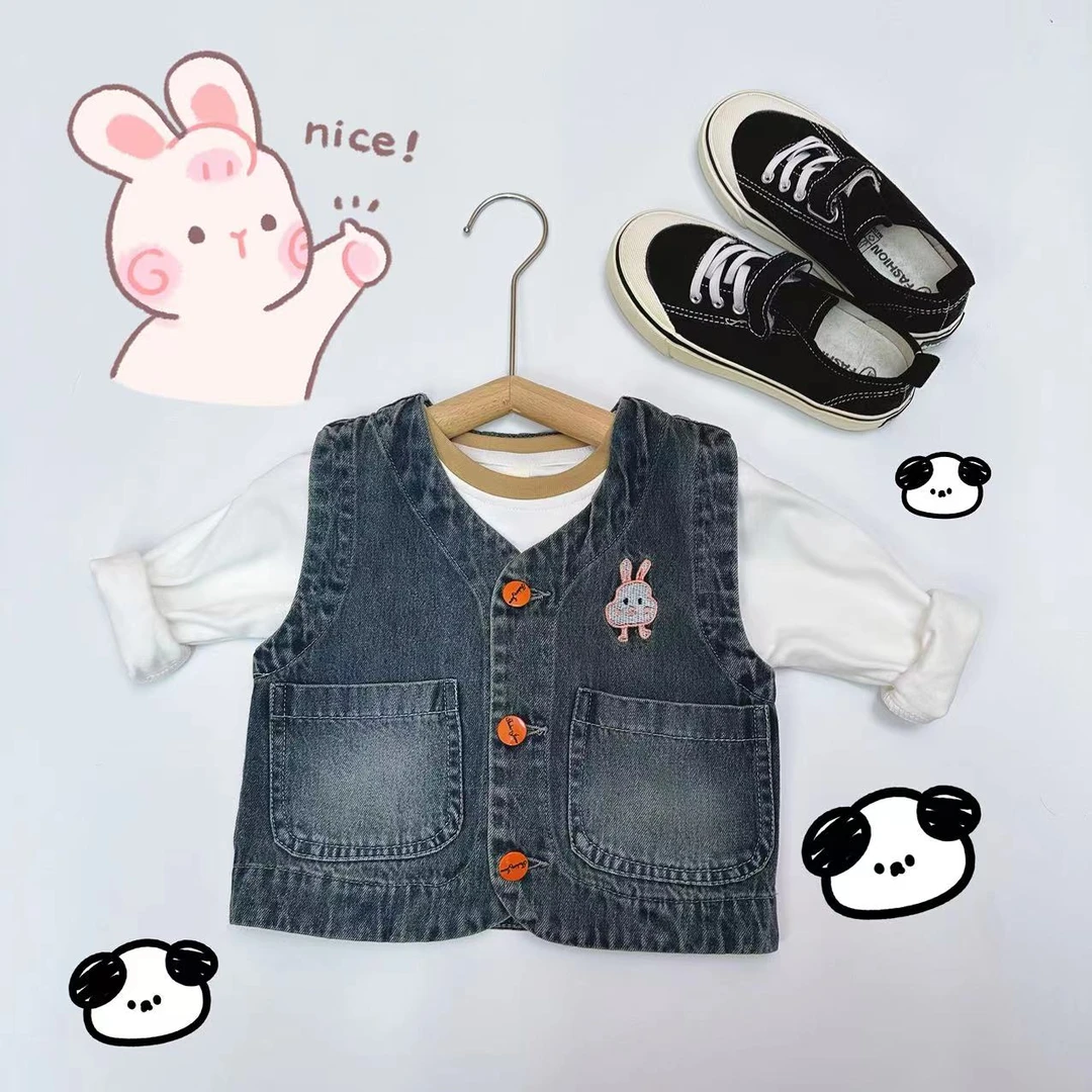秋季儿童牛仔深色马甲休闲韩版女童加绒春季春秋童装小童春款卡通