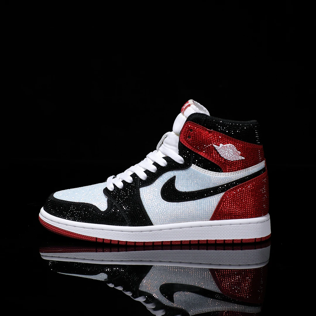 NIKE/耐克Air Jordan1黑白红脚趾篮球鞋满钻复古情侣鞋【定制球鞋】